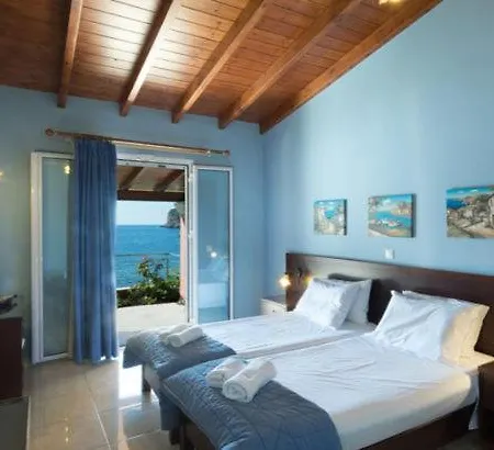 Yiannis Seafront Villa Paleokastritsa Вилла *